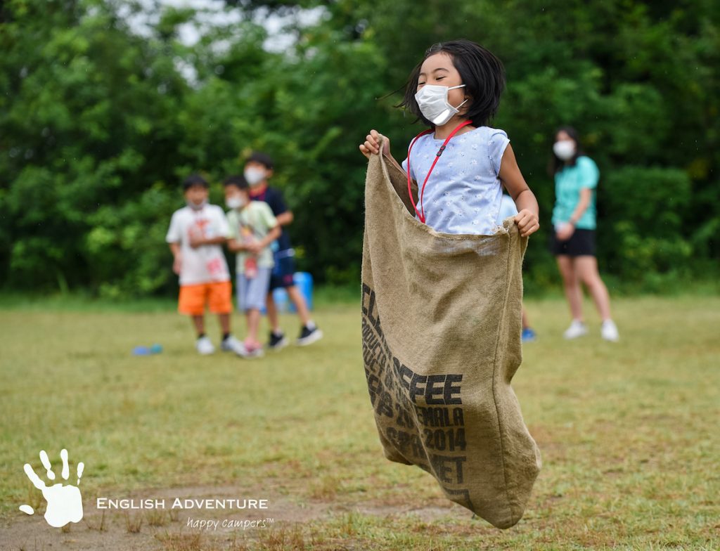 キャンプで覚えた新しいゲーム、お家に帰ったら友達とやってみよう